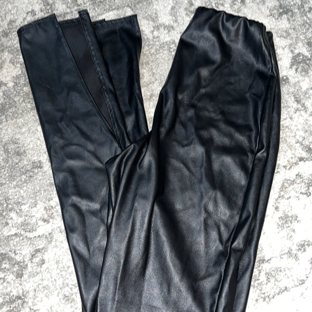 Pretty Little Thing Black Faux Leather Leggings w/Slit